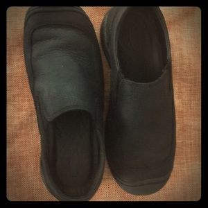 Boys Keen Suede Slip On Shoes Never Worn